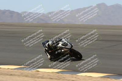 media/Apr-10-2022-SoCal Trackdays (Sun) [[f104b12566]]/Bowl (11am)/